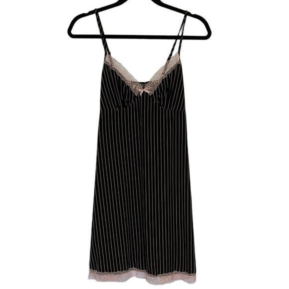 APT 9 Pink Black Striped Slip Size Medium
